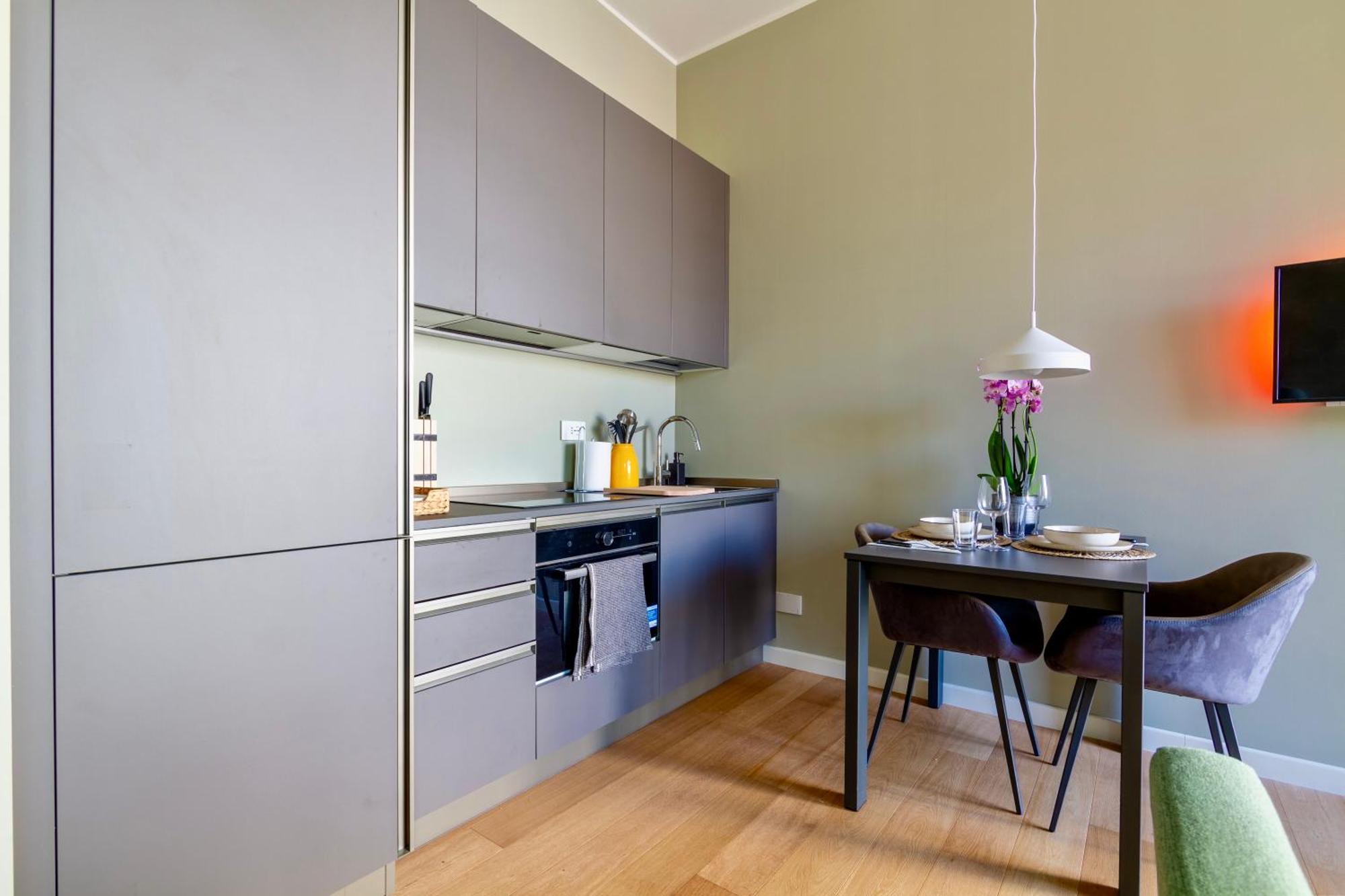 Urban Luxury - Bright And Central Apartment Mailand Exterior foto