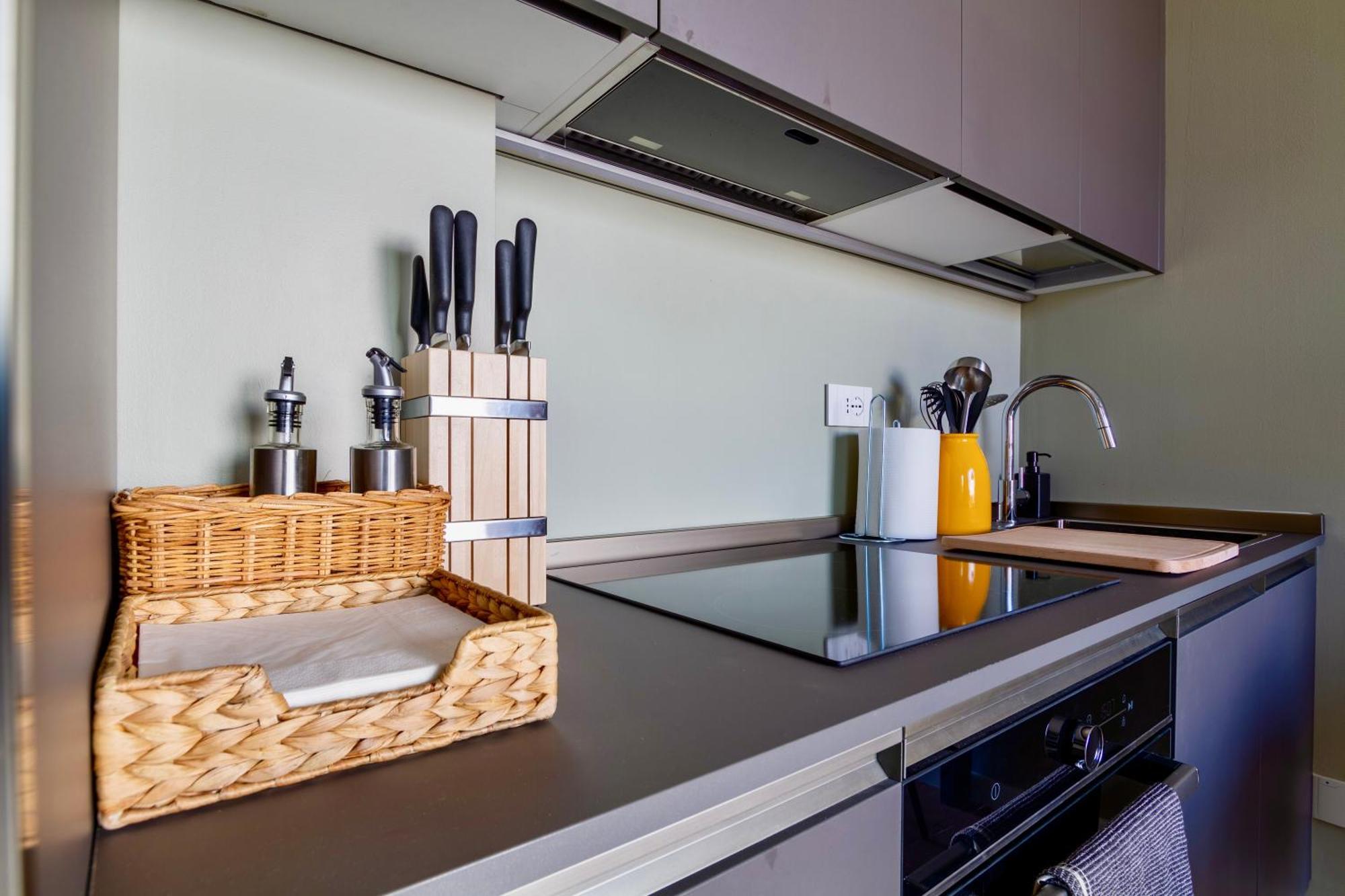 Urban Luxury - Bright And Central Apartment Mailand Exterior foto